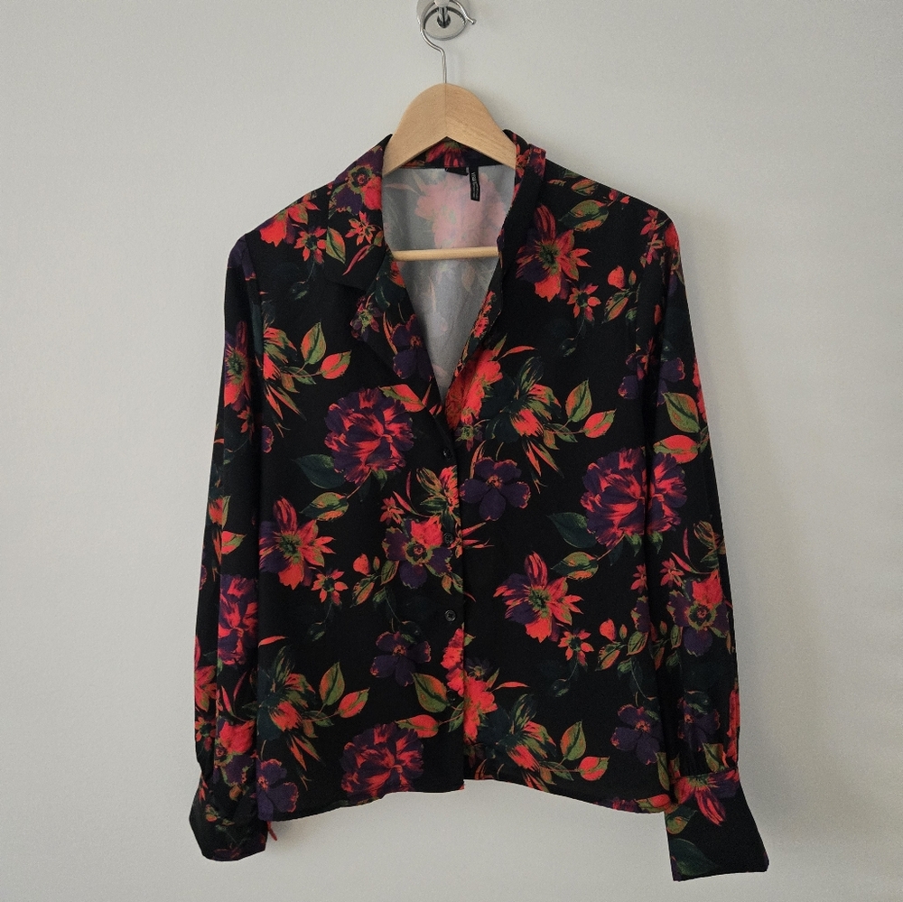 Icone Floral Blouse Size L